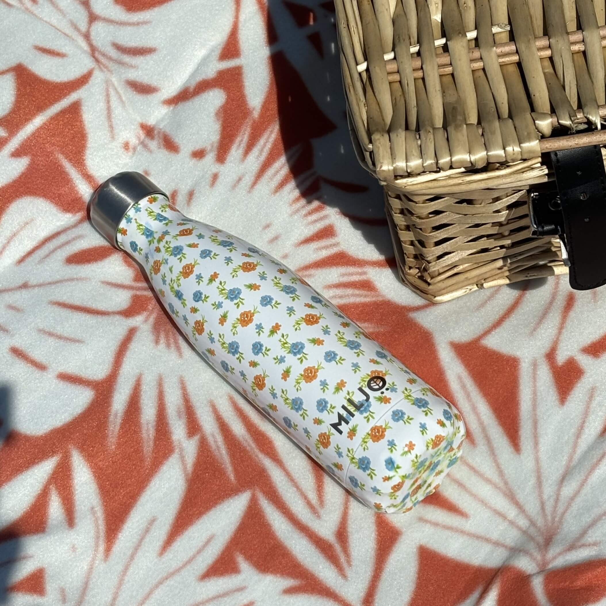 Floral Metal Bottle 500ml Scattered Flowers